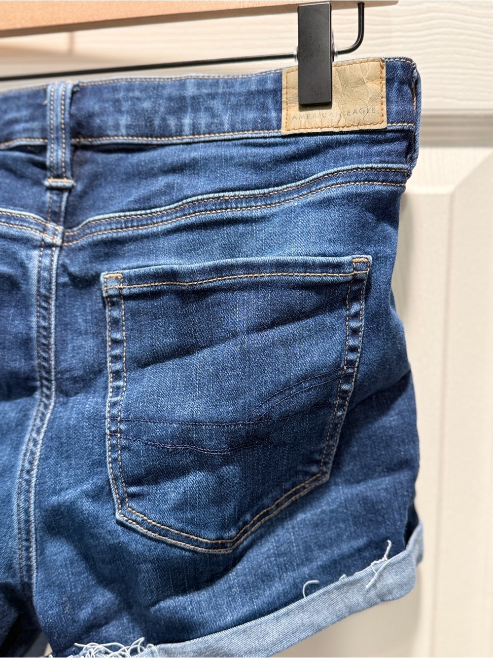American Eagle High Rise Shortie Shorts Size 6 Dark Wash Cuffed Jean Shorts - Picture 6 of 10